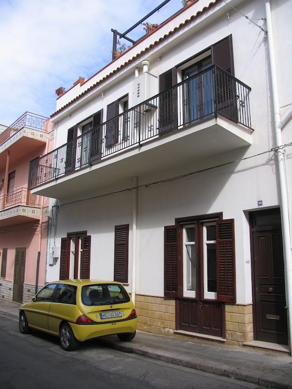 Terrasini Siracasa Διαμέρισμα Δωμάτιο φωτογραφία
